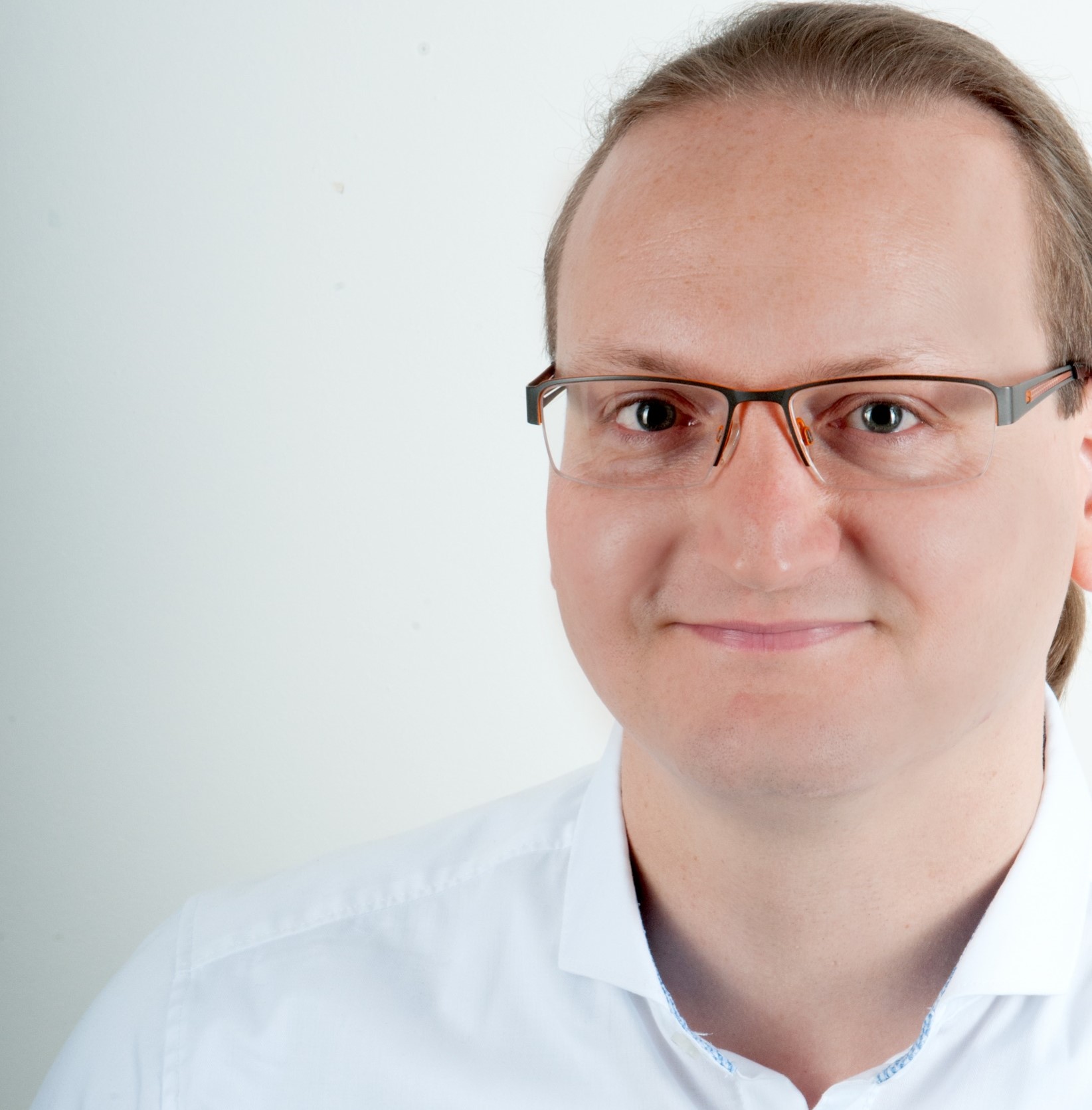 Dominik Haeusser – Referent bei der REConf 2025